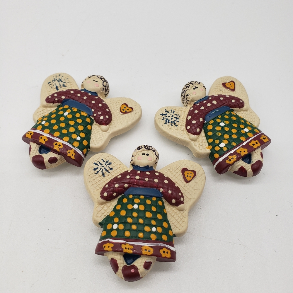 Quacker Factory Vintage Button Covers Angels